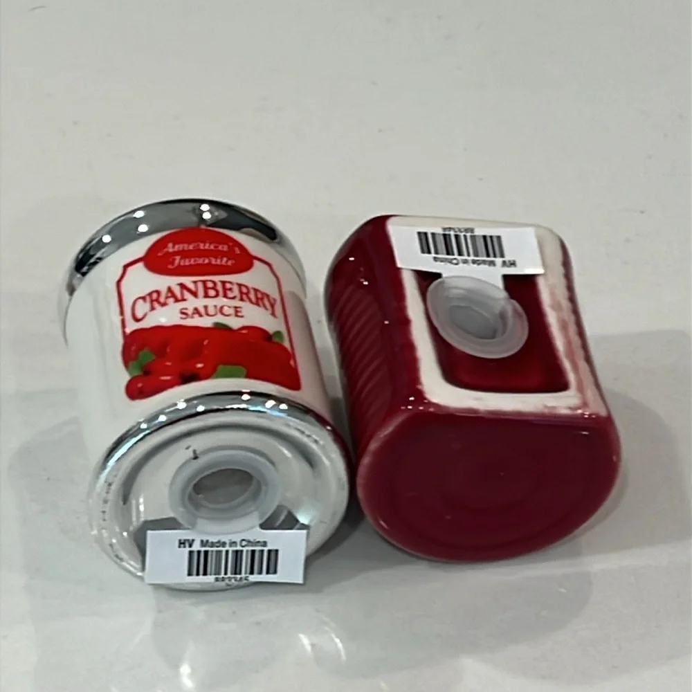 Cute. Mini CRANBERRY Salt & Pepper
